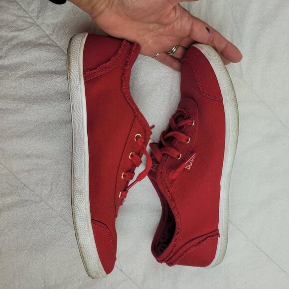 Bobs Skechers Memory Foam red canvas slip on lace sneakers gold trim preppy 8 - Picture 10 of 10